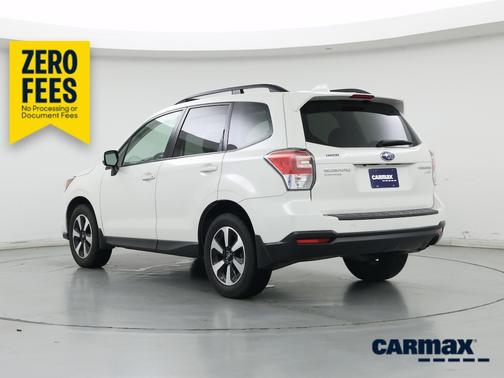 White 2017 Subaru Forester 2.5I Premium