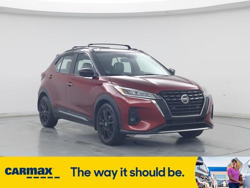 2021 Nissan Kicks SR