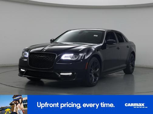 2023 Chrysler 300 Touring L