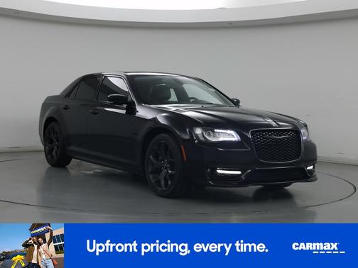 2023 Chrysler 300 Touring L