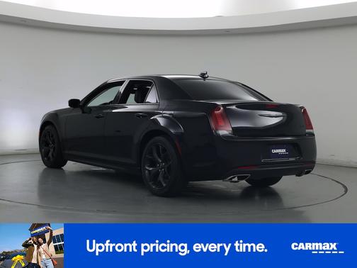 2023 Chrysler 300 Touring L