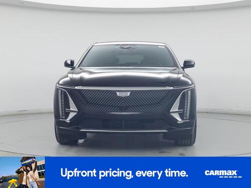 2024 Cadillac LYRIQ Luxury 2