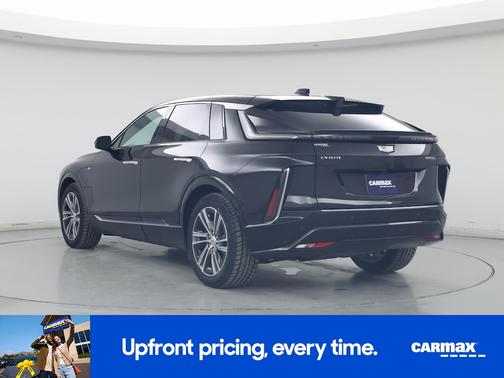 2024 Cadillac LYRIQ Luxury 2