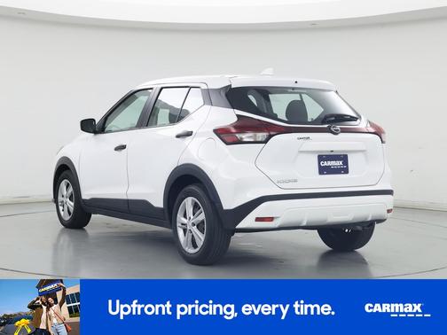2022 Nissan Kicks S