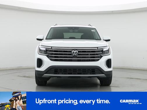 White 2025 Volkswagen Atlas SE w/Tech