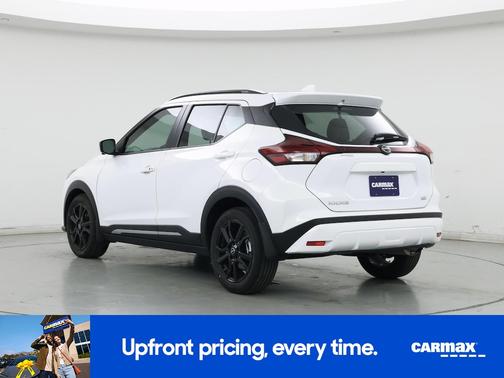 White 2024 Nissan Kicks SR