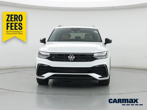 White 2023 Volkswagen Tiguan SE R-Line Black
