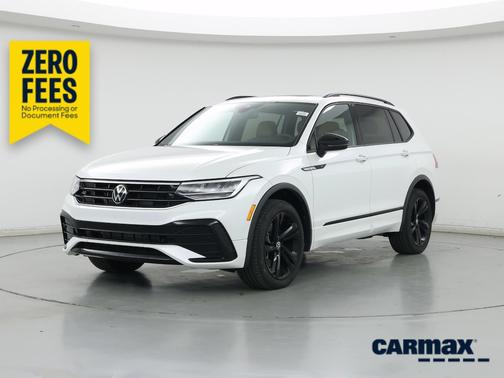 White 2023 Volkswagen Tiguan SE R-Line Black