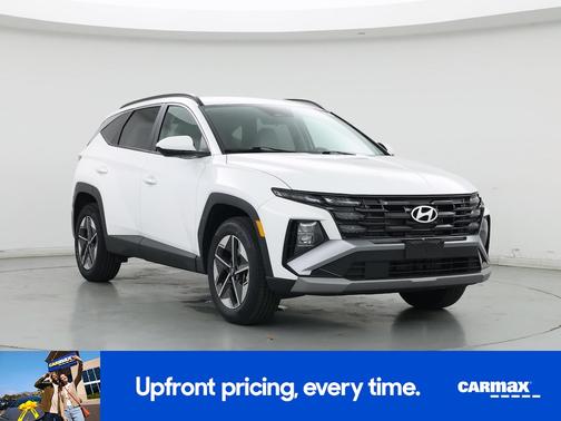 White 2025 Hyundai TUCSON SEL