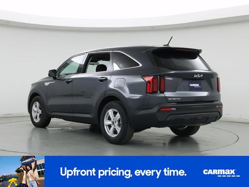 Gray 2023 Kia Sorento LX