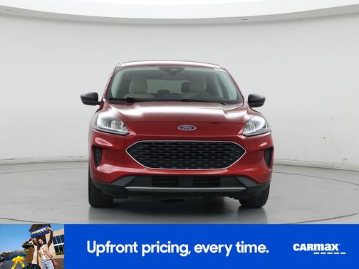 Red 2022 Ford Escape SE