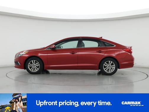 Red 2017 Hyundai SONATA SE