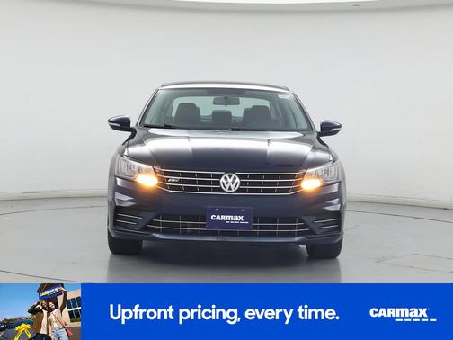 2018 Volkswagen Passat R-Line