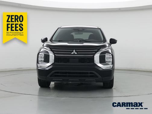 Black 2022 Mitsubishi Outlander ES
