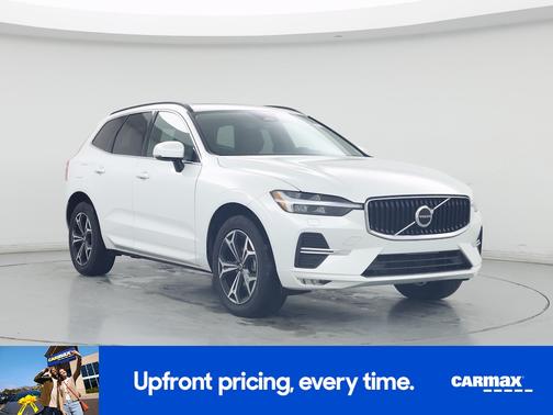 2022 Volvo XC60 B5 Momentum