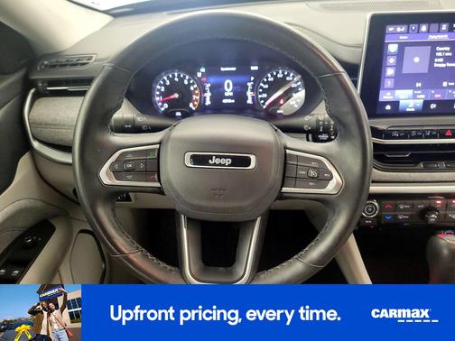 Black 2022 Jeep Compass Latitude