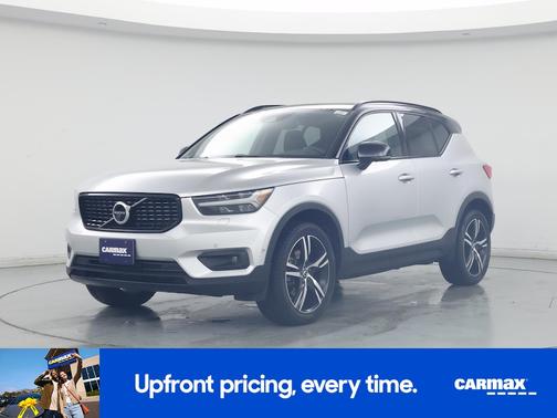 2019 Volvo XC40 T5 R-Design