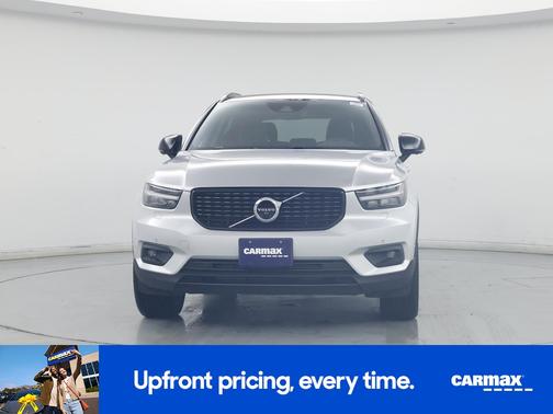 2019 Volvo XC40 T5 R-Design