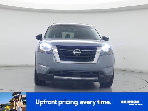 Gray 2025 Nissan Pathfinder Platinum