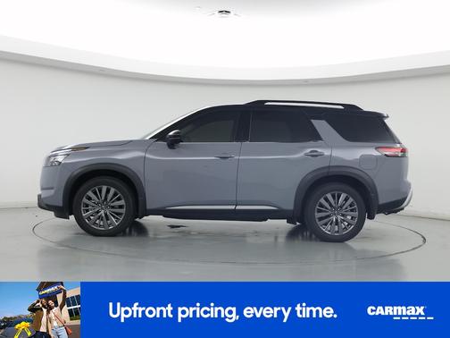 Gray 2025 Nissan Pathfinder Platinum