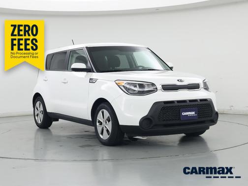 White 2016 Kia Soul