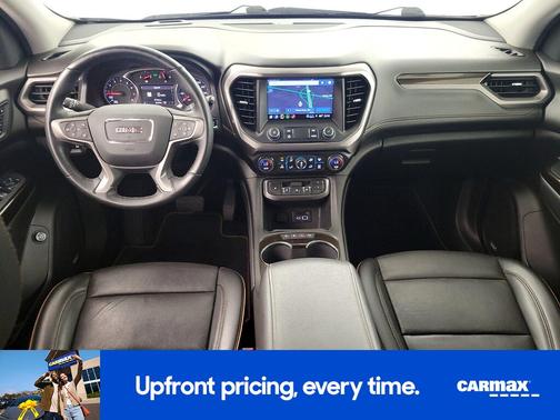 White 2023 GMC Acadia AT4