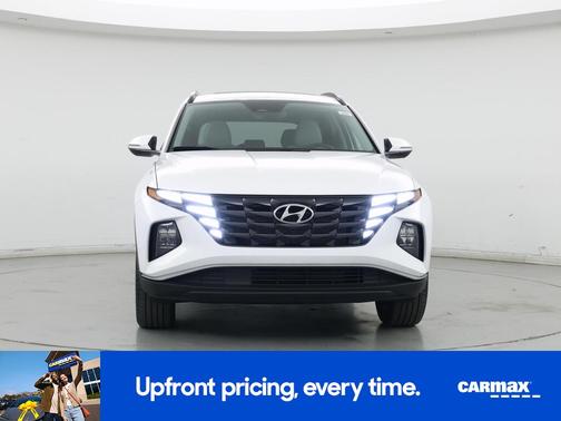 White 2023 Hyundai TUCSON SEL