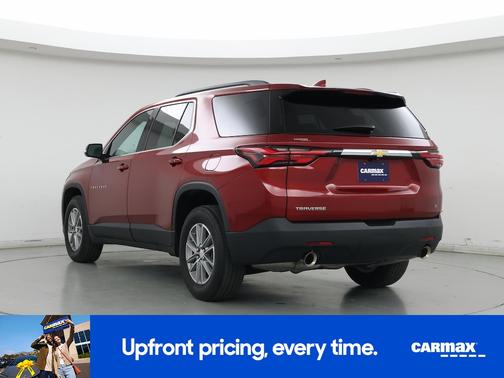 Red 2023 Chevrolet Traverse LT Cloth