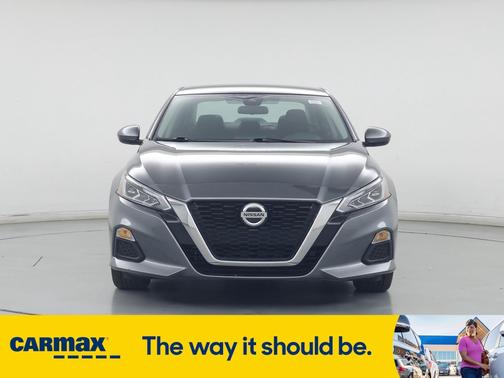 2022 Nissan Altima SV