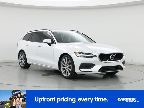 White 2020 Volvo V60 T5 Momentum