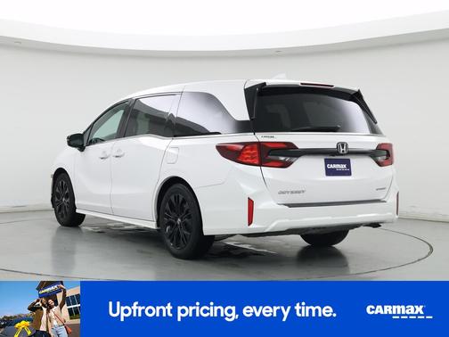 White 2025 Honda Odyssey Sport-L