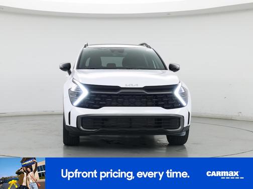 White 2024 Kia Sportage X-Line