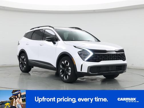 White 2024 Kia Sportage X-Line