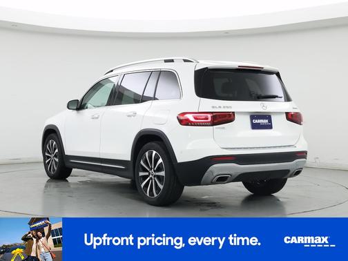 White 2022 Mercedes-Benz GLB 250
