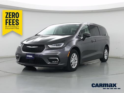 Gray 2023 Chrysler Pacifica Touring L