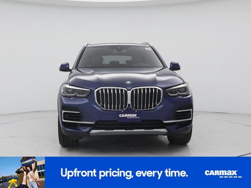 Blue 2022 BMW X5 xDrive40i