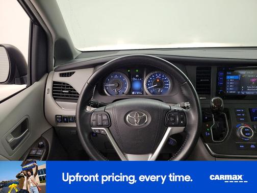 2015 Toyota Sienna XLE