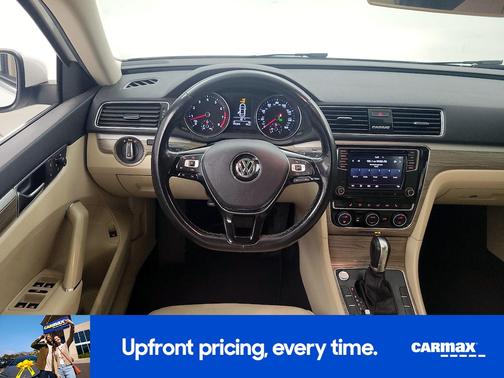 2018 Volkswagen Passat SE