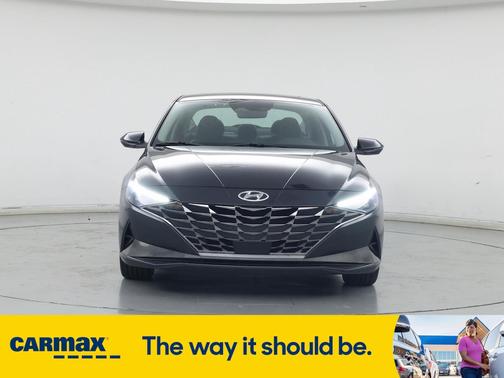 2022 Hyundai ELANTRA Limited