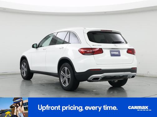 White 2022 Mercedes-Benz GLC 300