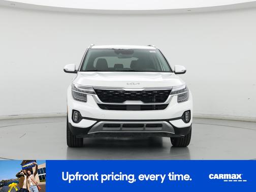 White 2022 Kia Seltos SX
