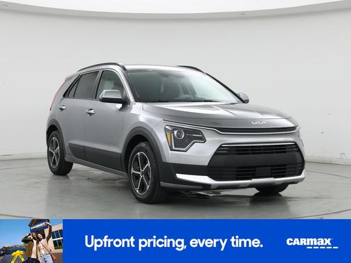 Gray 2023 Kia Niro EX
