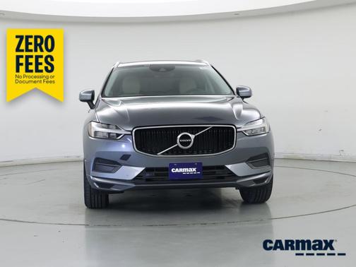Gray 2019 Volvo XC60 T5 Momentum