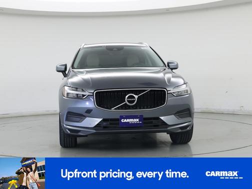 Gray 2019 Volvo XC60 T5 Momentum