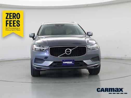 Gray 2019 Volvo XC60 T5 Momentum