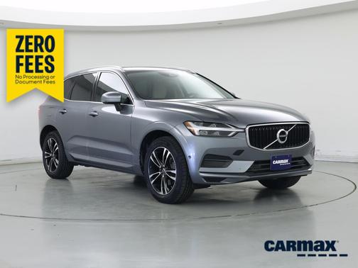 Gray 2019 Volvo XC60 T5 Momentum