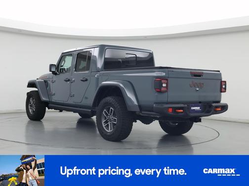 2025 Jeep Gladiator Mojave X