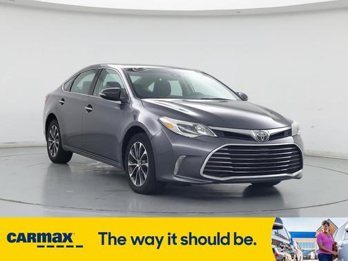 2018 Toyota Avalon XLE