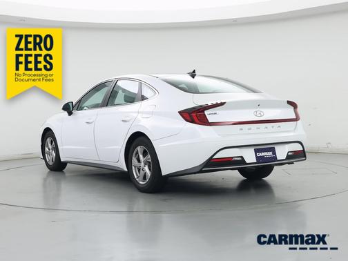 White 2022 Hyundai SONATA SE