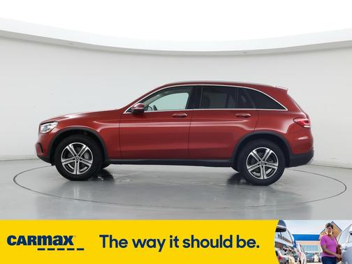 2021 Mercedes-Benz GLC 300 